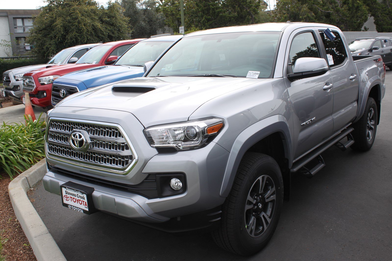 New 2017 Toyota Tacoma TRD Sport Double Cab in San Jose #T171899