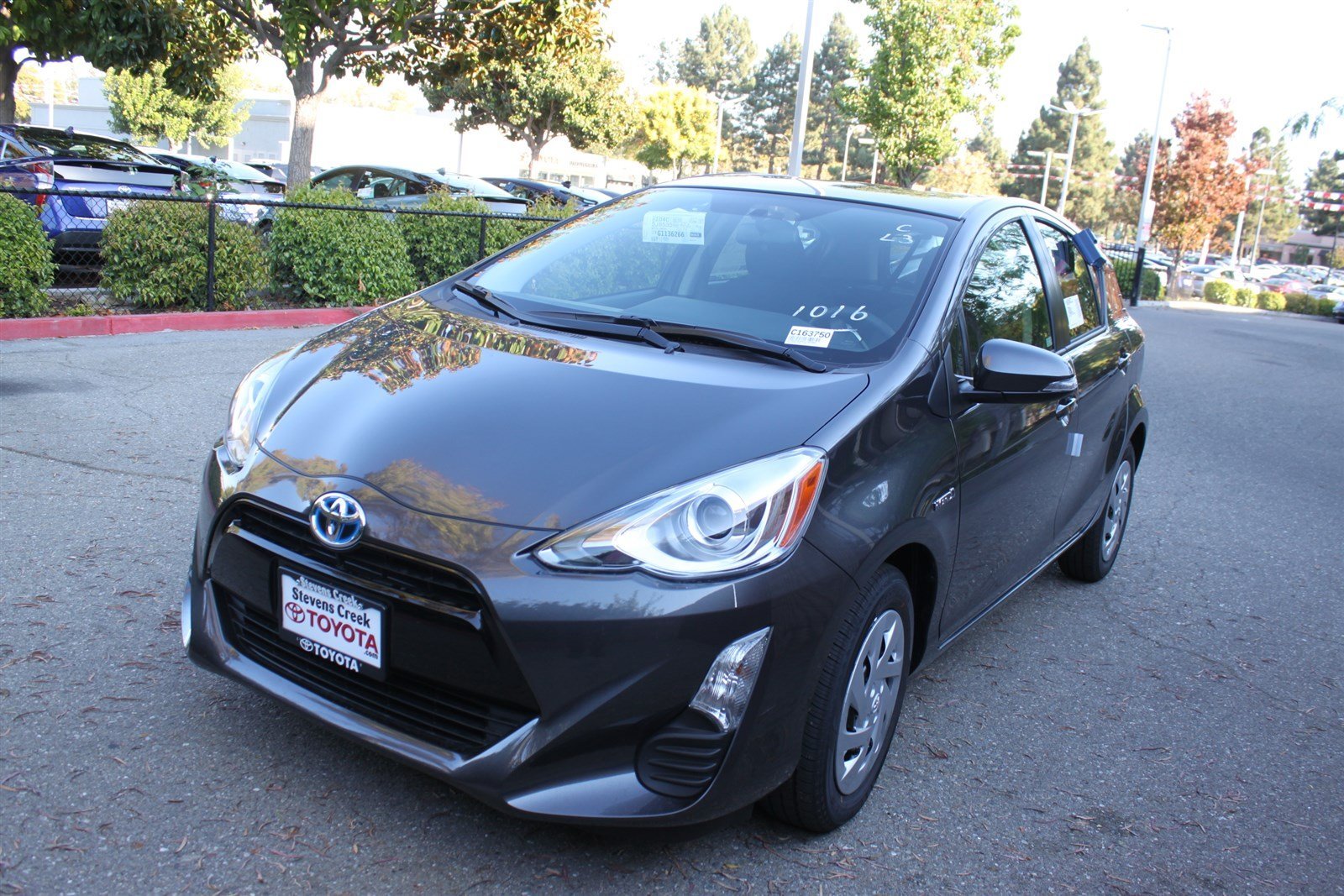 Toyota Prius C Two